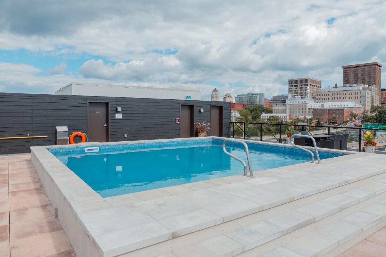 Condo Mid-Century Modern Style - Pool/Terrace Quebec City Exterior photo
